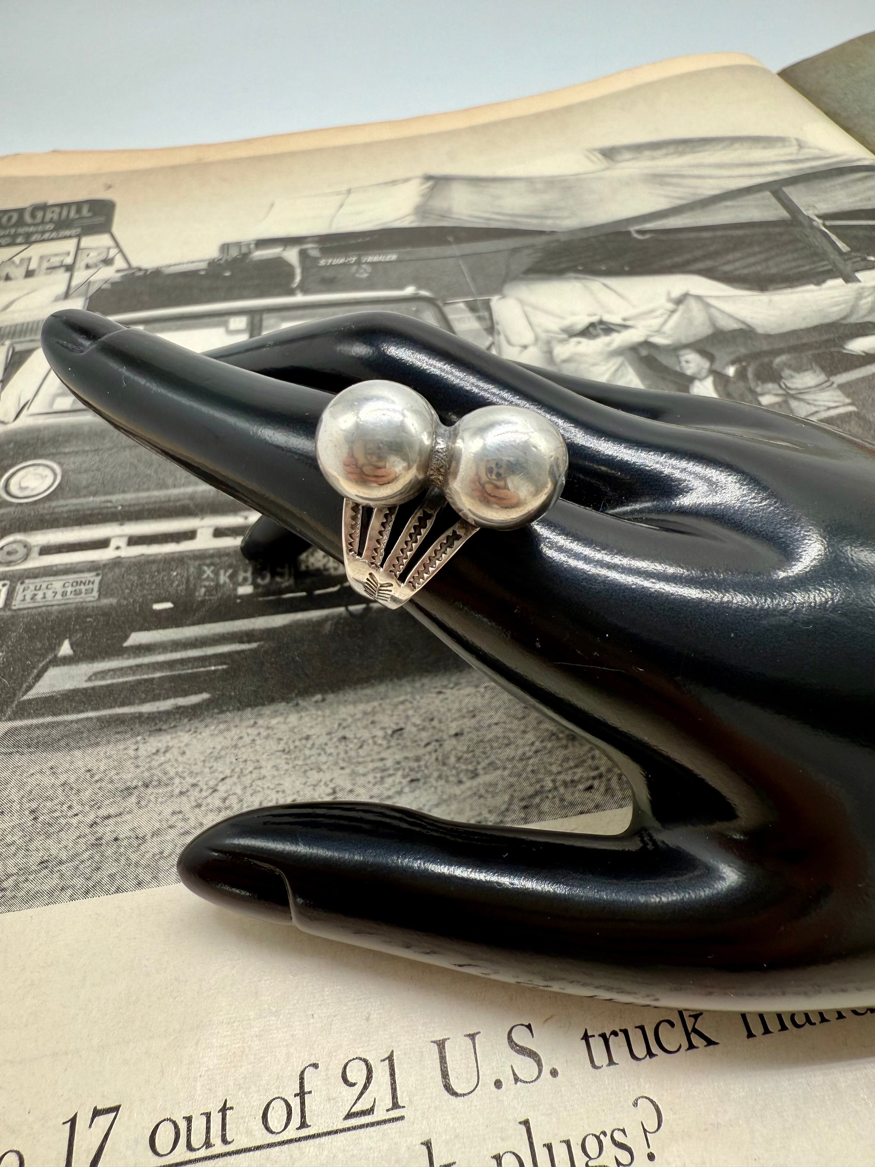 Vintage Sterling Silver Two Balls Ring Size 7