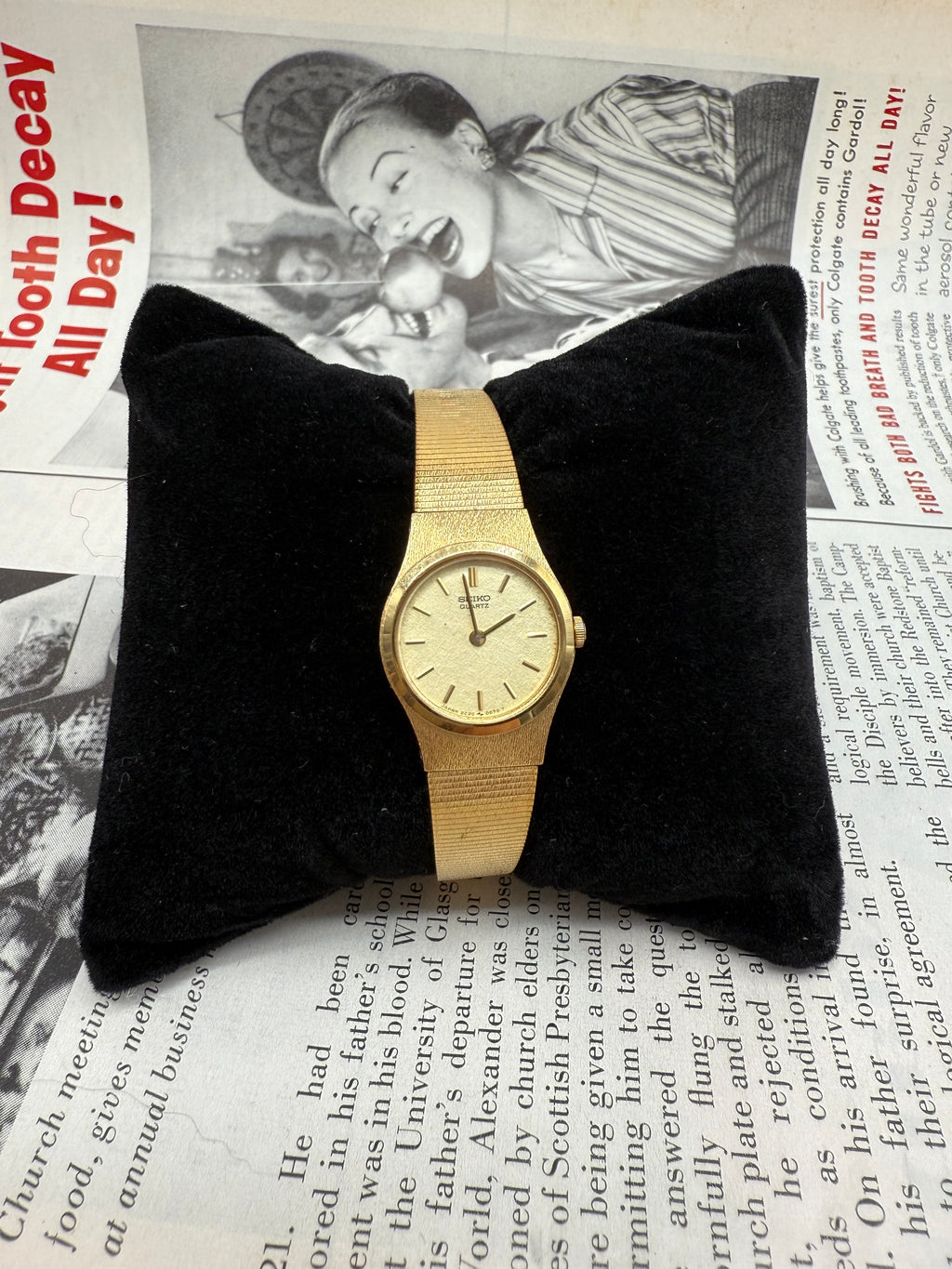 Vintage 1980's SEIKO Ladies Gold-tone Watch