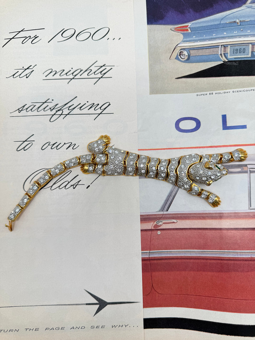 Vintage 1980's Articulated Rhinestone Gold-tone Panther Bracelet