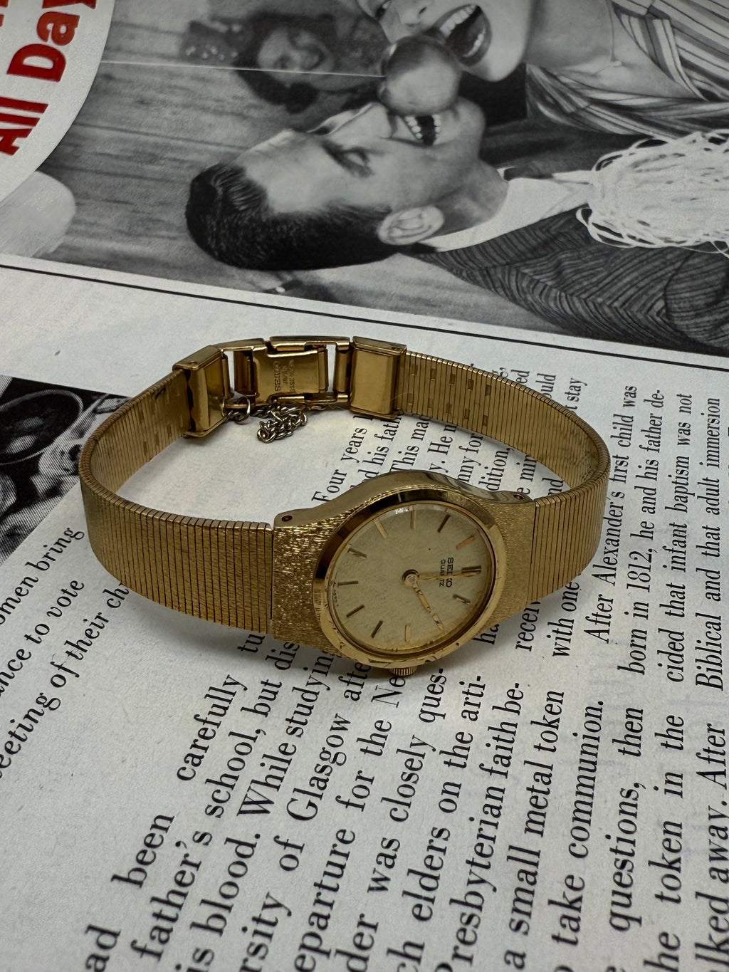 Vintage 1980's SEIKO Ladies Gold-tone Watch